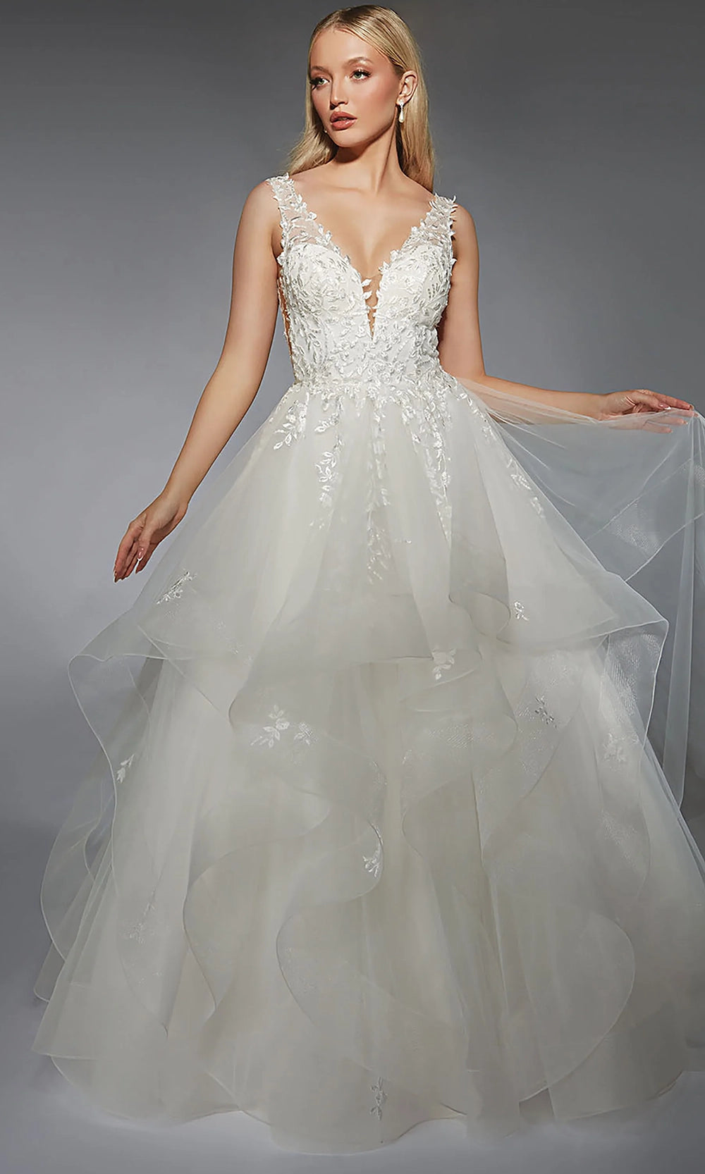 scoop back lace dress Scoop Neck Lace Long Sleeves Wedding Dress with Split WD473 US6 / White