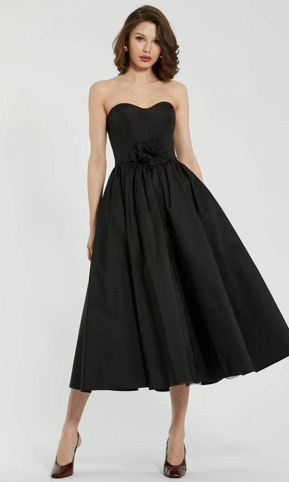 Mac Duggal - Black Faille Strapless A Line Midi Dress with 3D Rose - US 6 Mac Duggal 21023 - Tea Length Faille Fabric (100% polyester) A-Line Dress -  Strapless, 3D Rose Accent, Thin Belt, Shirred Skirt, Open Back, Concealed  Back Zipper – Couture Candy
