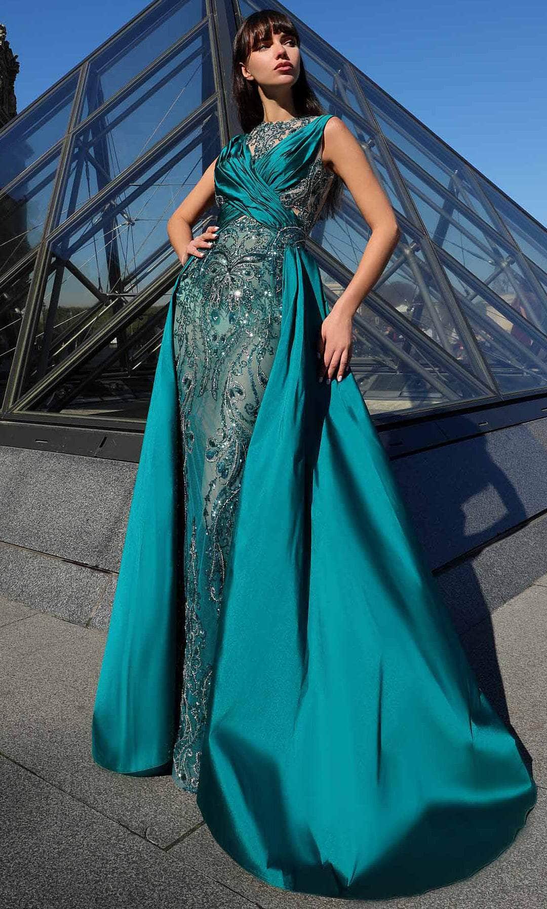 Green Prom Dresses Teal Color Evening Gowns Sparkly Sequins Beads Prom Gown Classic O-neck Long Green Prom Dresses Teal Color Evening Gowns Sparkly Sequins Beads Prom Gown Classic O-neck Long