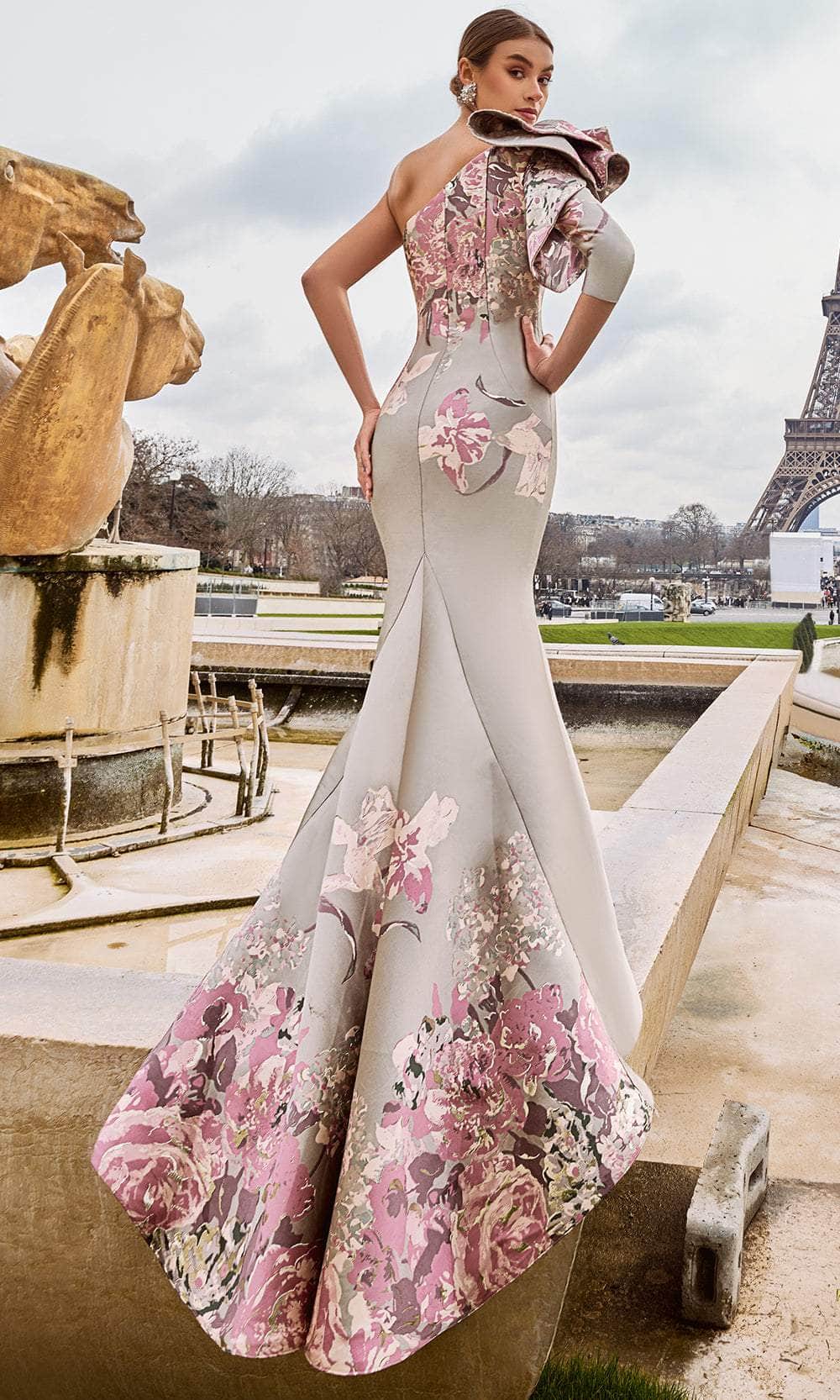 Terani Couture 242E3159