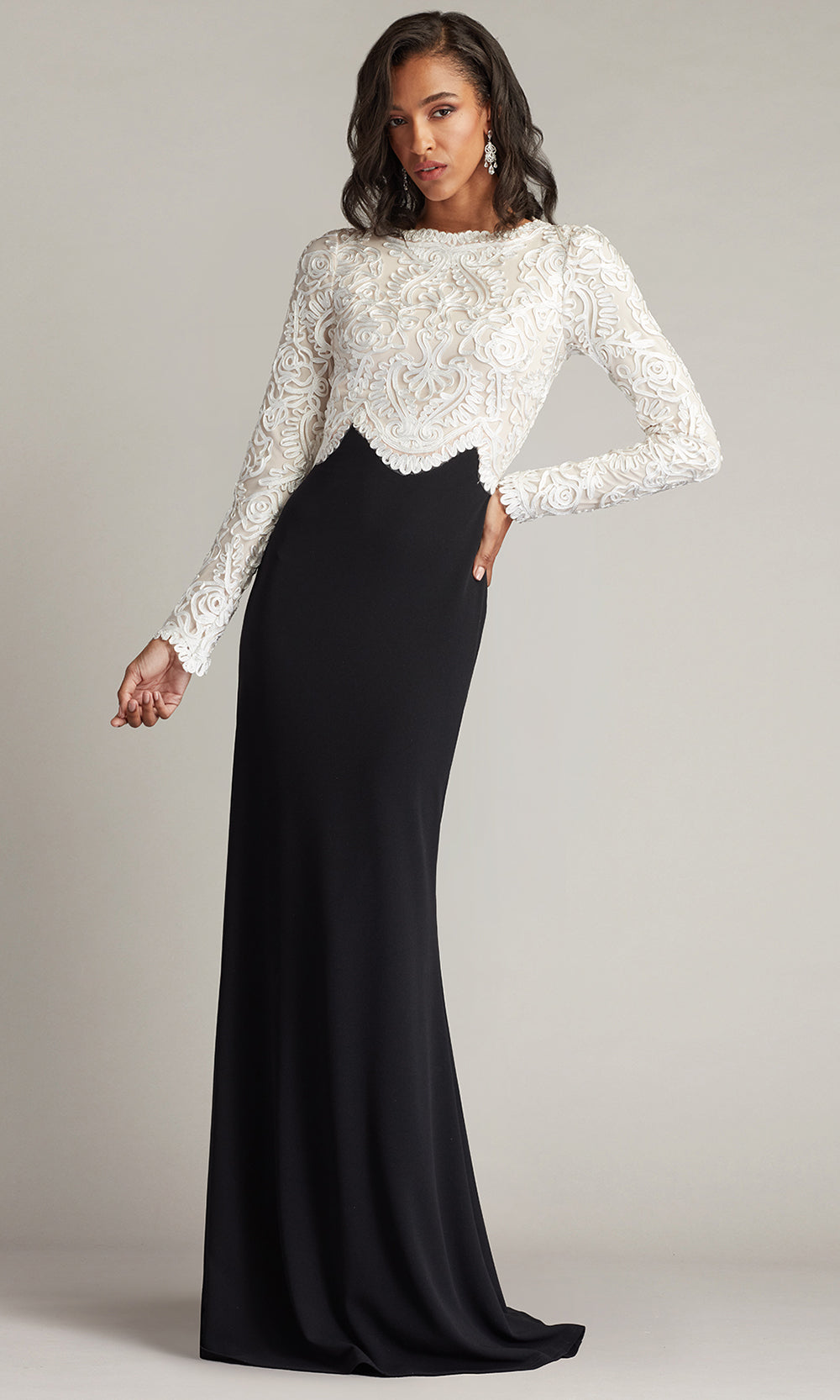 Tadashi Shoji Women's Scroll Lace Long Sleeve Crepe Gown - Black