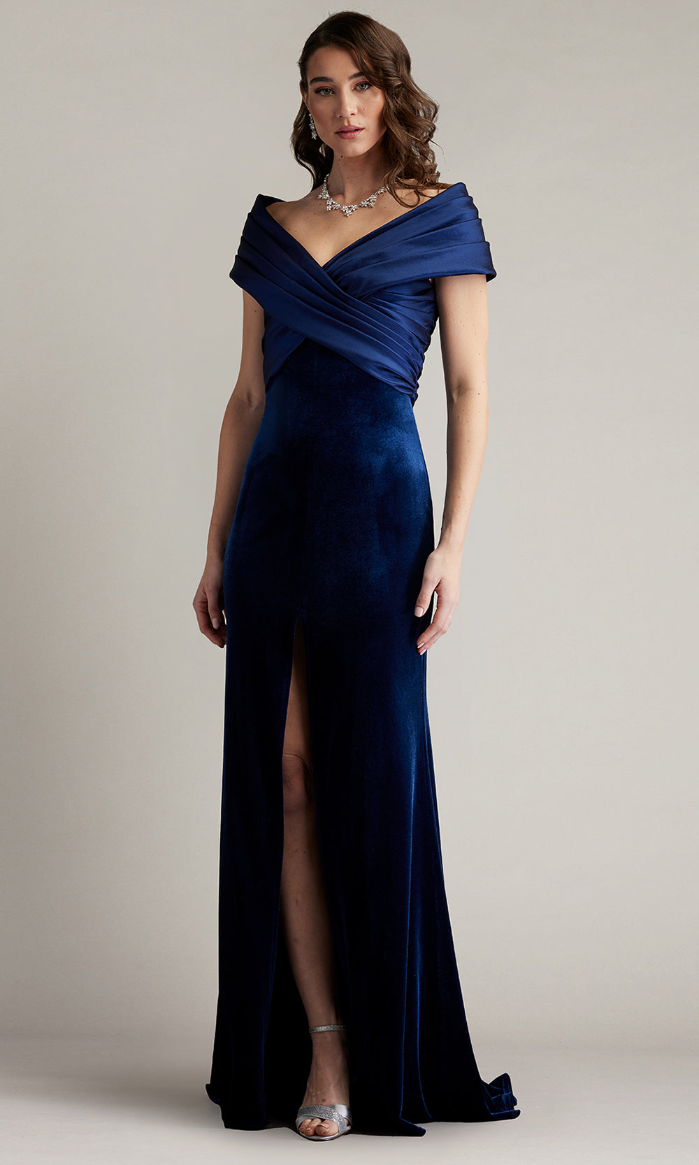 Tadashi Shoji Women's Baxter Portrait Collar Gown - Navy Tadashi Shoji Women's Baxter Portrait Collar Gown - Navy