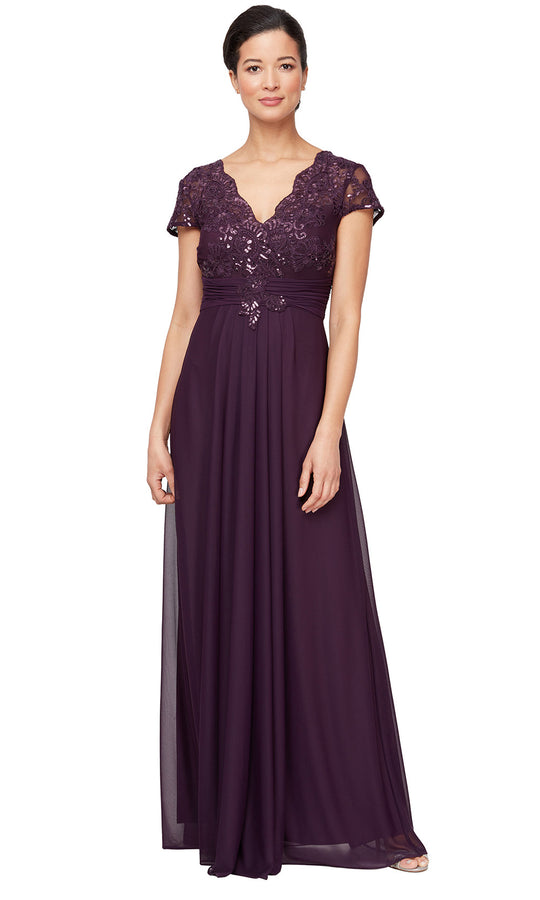 Alex Evenings 81171561 - Scalloped V-Neck Embroidered Formal Gown