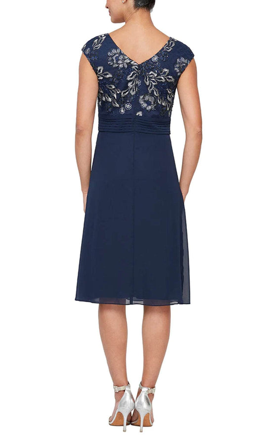 Alex Evenings 81171376 - Pleated Empire Embroidered Midi Dress