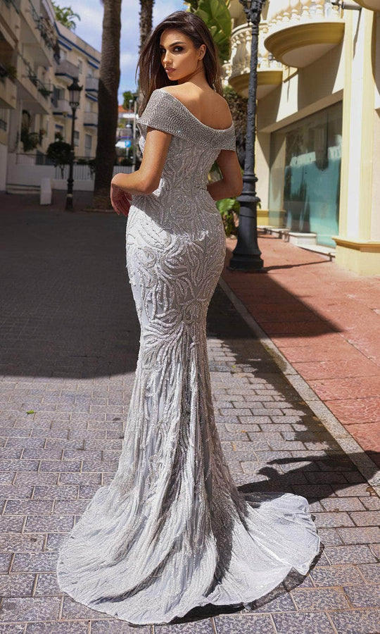 Chic and Holland HF110288 - Appliqued Deep V-Neck Evening Dress