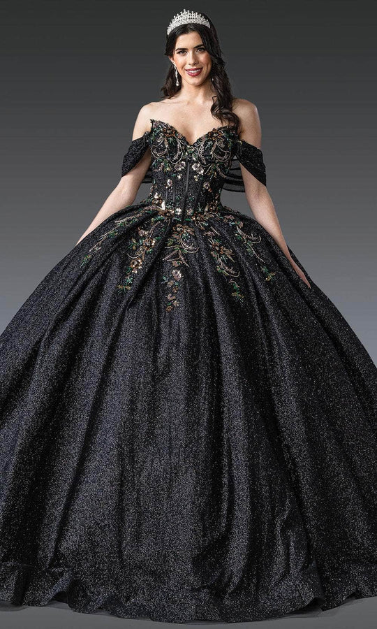 Dancing Queen 1939 - Glitter Embroidered V-Neck Ballgown