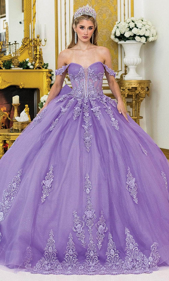 Dancing Queen 5000 - Sweetheart Neck Floral Applique Ballgown