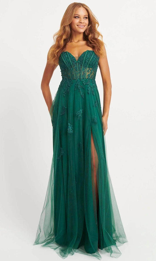 Faviana 11057 - Tulle A-Line Prom Gown
