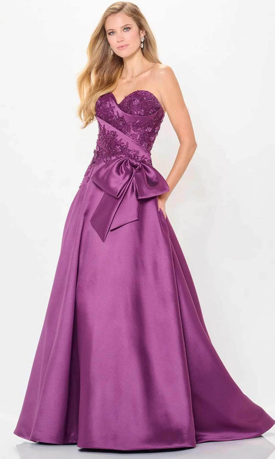 Ivonne D ID6201 -Lace Applique Sweetheart Neck Evening Gown
