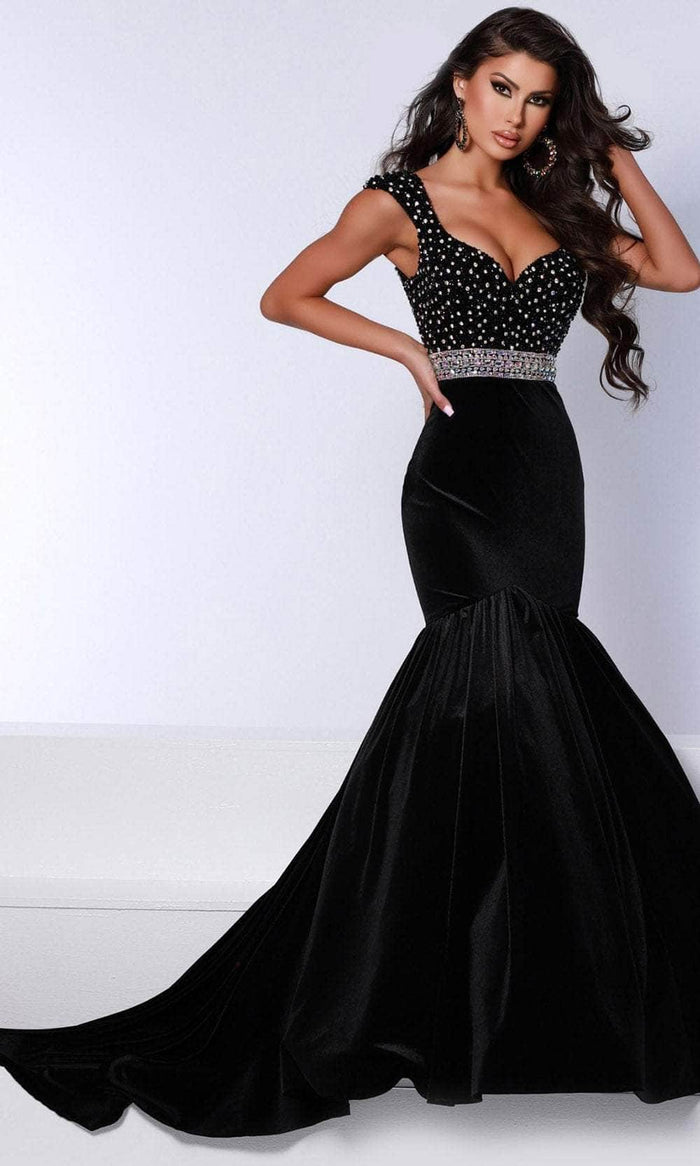 Johnathan Kayne 2724 - Beaded Velvet Mermaid Gown Special Occasion Dress 00 / Black