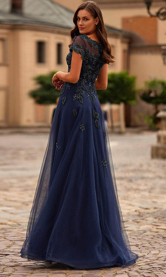 La Femme 31692 - Beaded Bodice Evening Gown