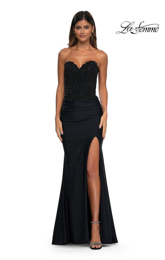 La Femme 32961 - Sweetheart Leaf Applique Prom Gown