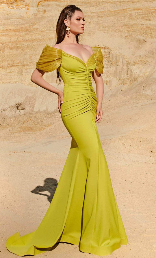 MNM COUTURE 2774 - Mid Body Ruching Trumpet Gown