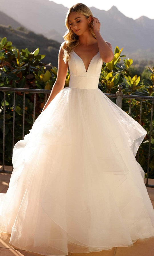 Nox Anabel JE997 - Elegant V-neck Ballgown