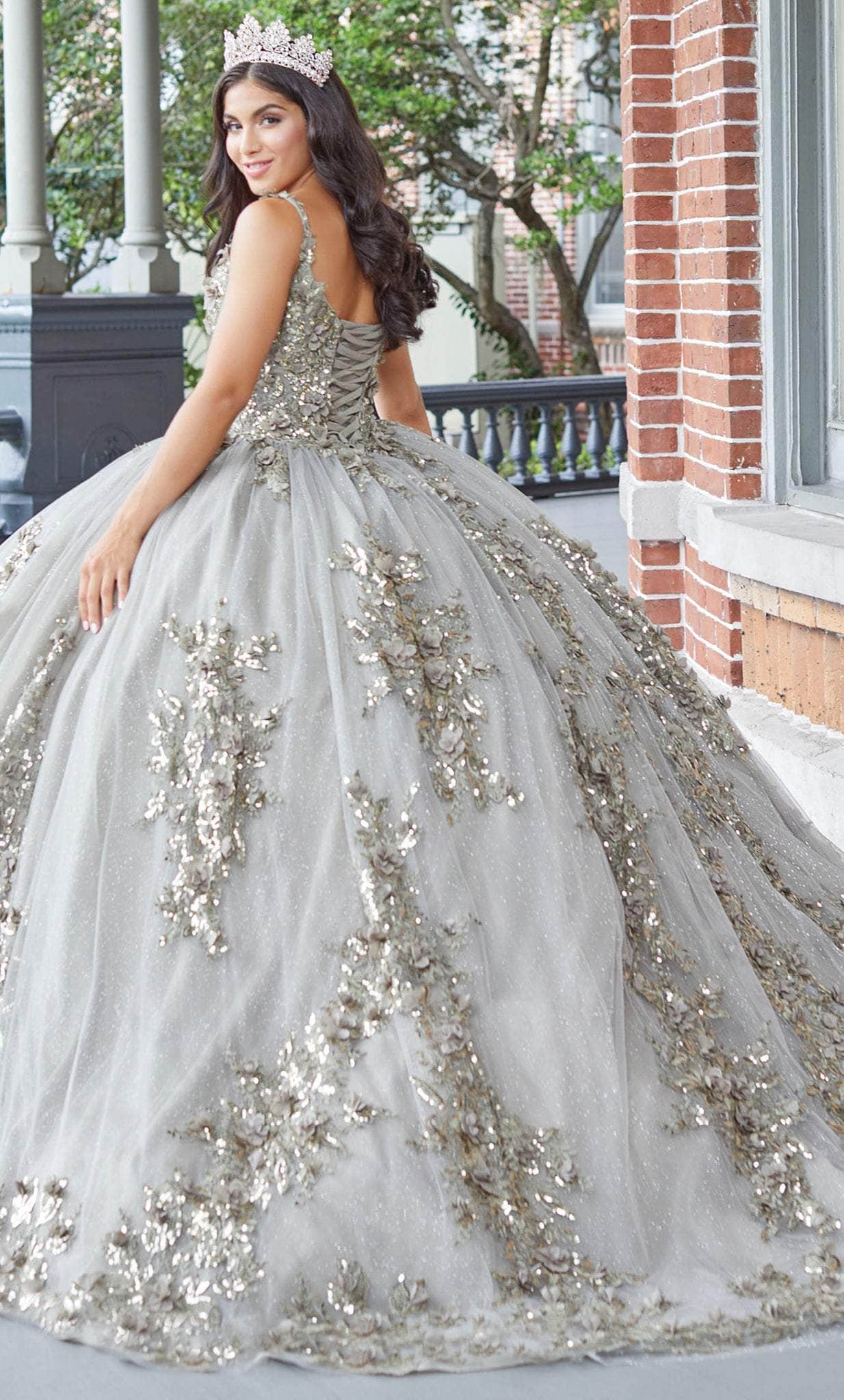 Quinceanera Collection 26052