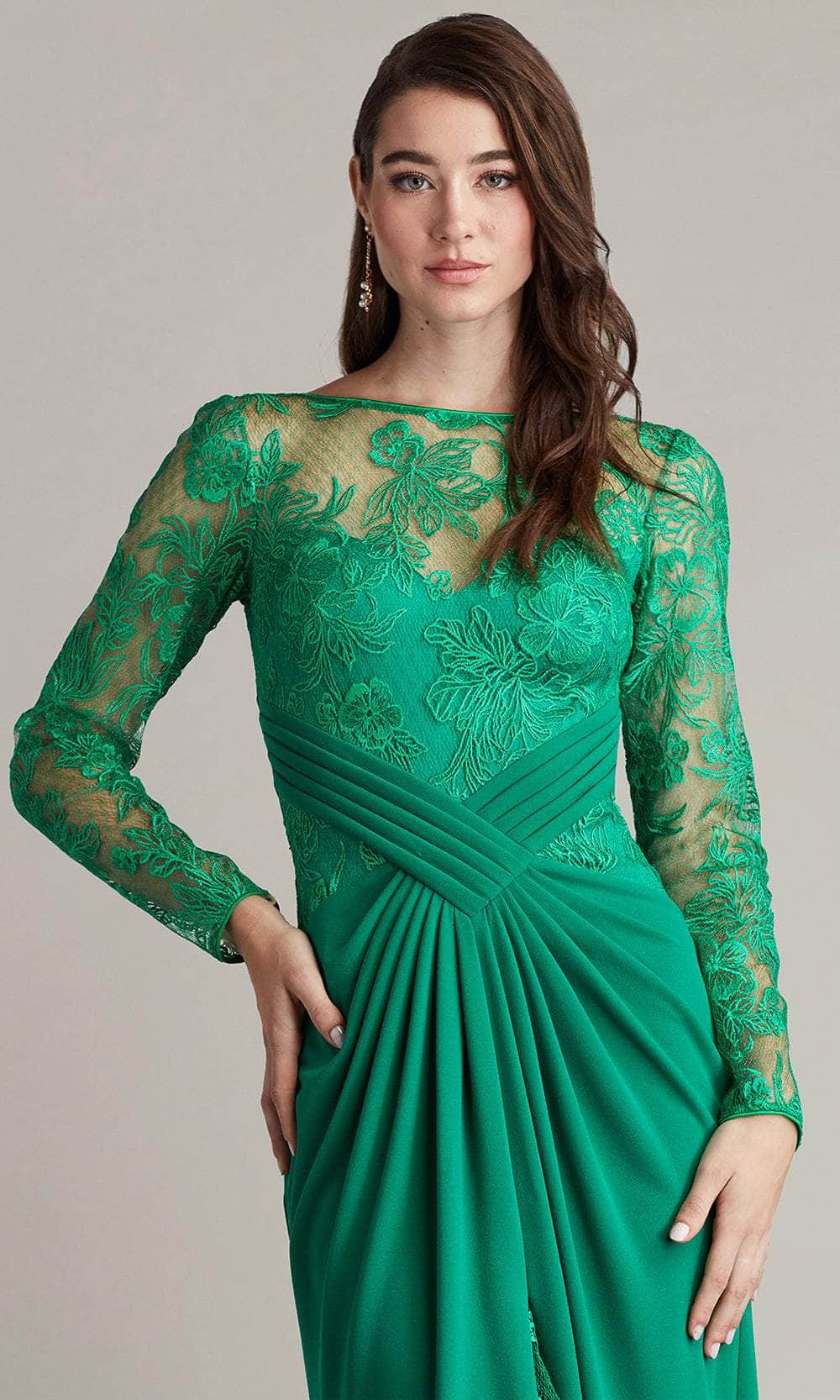 Tadashi Shoji CDV24342L