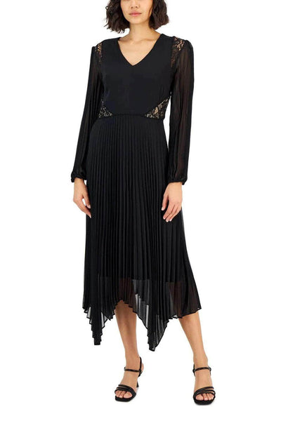 Taylor Women's Lace-Trim Pleated Fit & Flare Dress - Black - Size 2 Taylor Women's Lace-Trim Pleated Fit & Flare Dress - Black - Size 2