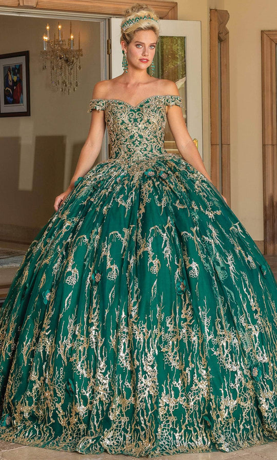 Dancing Queen 1742 - Sweetheart Beaded Lace Ballgown