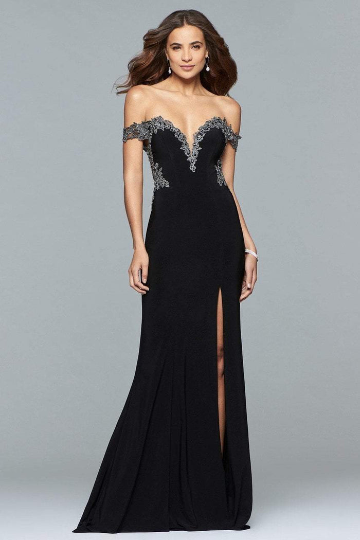 Faviana - S10001 Off-Shoulder Jersey Sheath Gown Evening Dresses 0 / Black