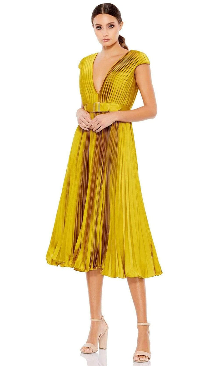 Ieena Duggal - 26483 Plunging V-Neck A-Line Dress Prom Dresses 0 / Chartruese