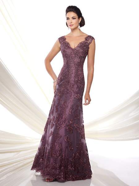 Ivonne D by Mon Cheri - Scalloped Fitted V Neck Gown 214D56 CCSALE 6 / Plum