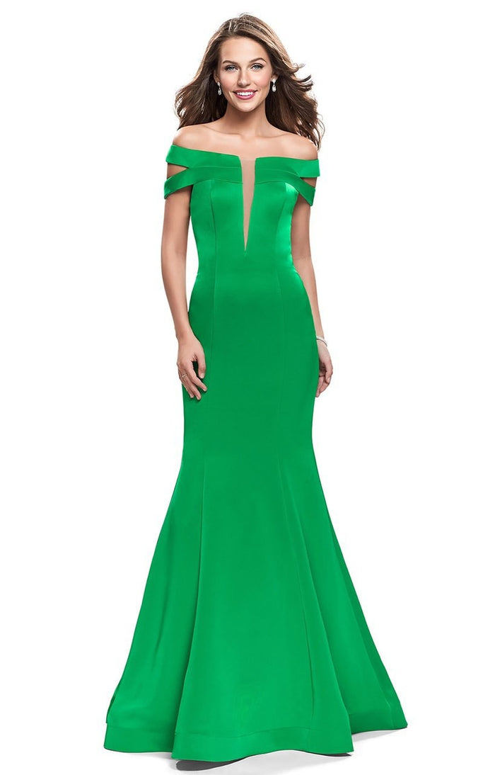 La Femme - 25903 Deep V-neck Mermaid Dress Special Occasion Dress 00 / Bright Emerald