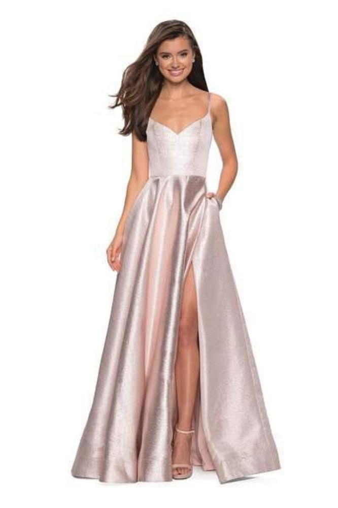 La Femme - 27619 Metallic A-Line High Slit Gown Prom Dresses 00 / Champagne