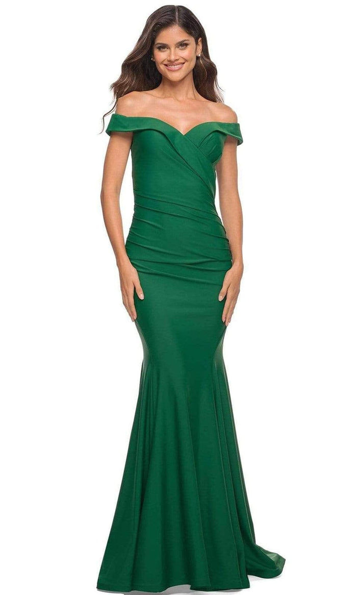 La Femme - 30736 Ruched V-Neck Mermaid Gown Prom Dresses 00 / Emerald