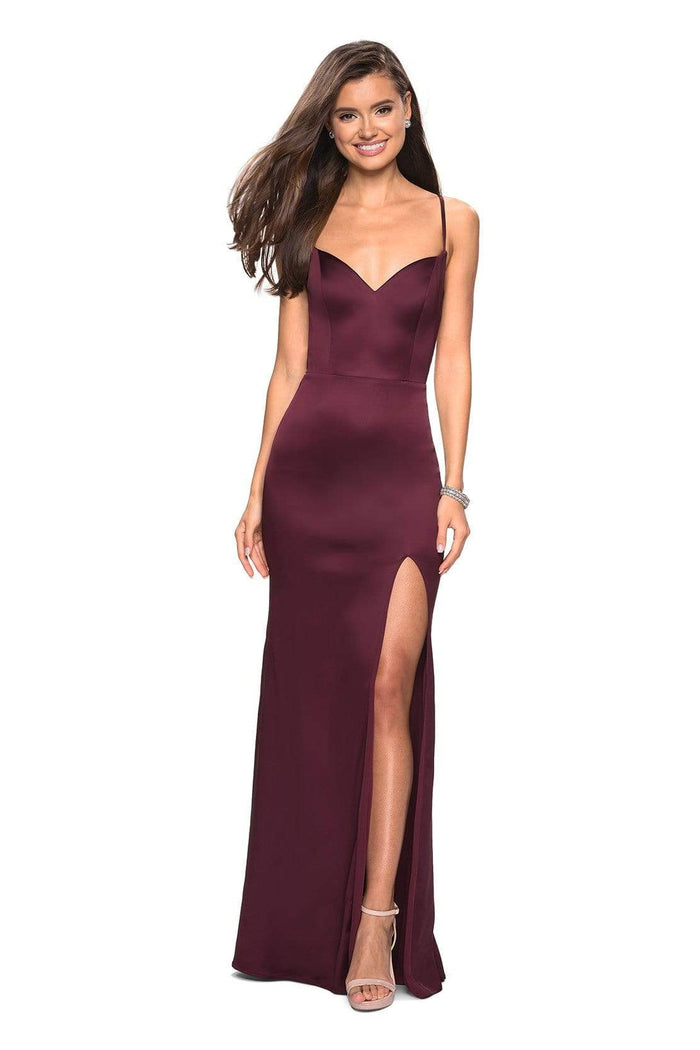 La Femme - Plunging Sweetheart Stretch Satin Trumpet Dress 27758 - 1 pc Burgundy in Size 4 Available CCSALE 4 / Burgundy