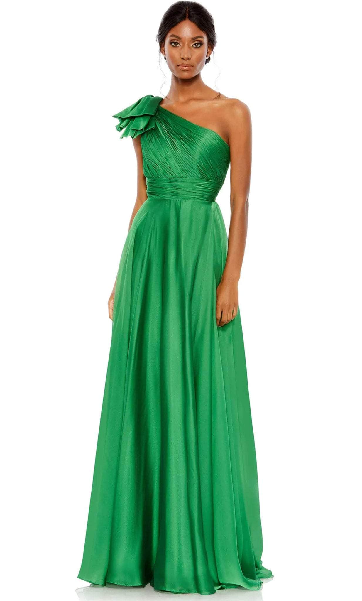 Mac Duggal Women's Pleated One Shoulder Chiffon Gown - Green - Size 6 - Emerald Mac Duggal Women's Pleated One Shoulder Chiffon Gown - Green - Size 6 - Emerald