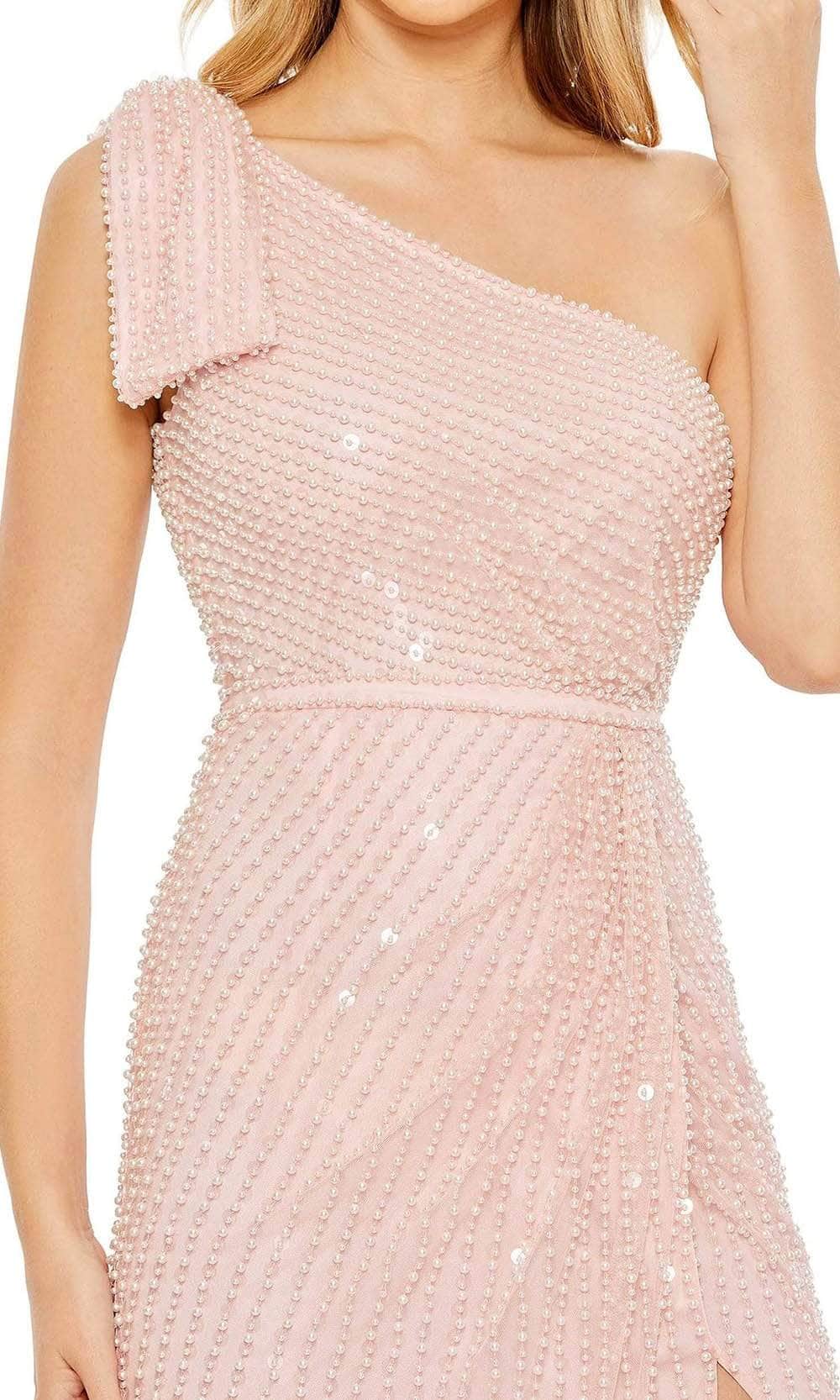 Mac Duggal