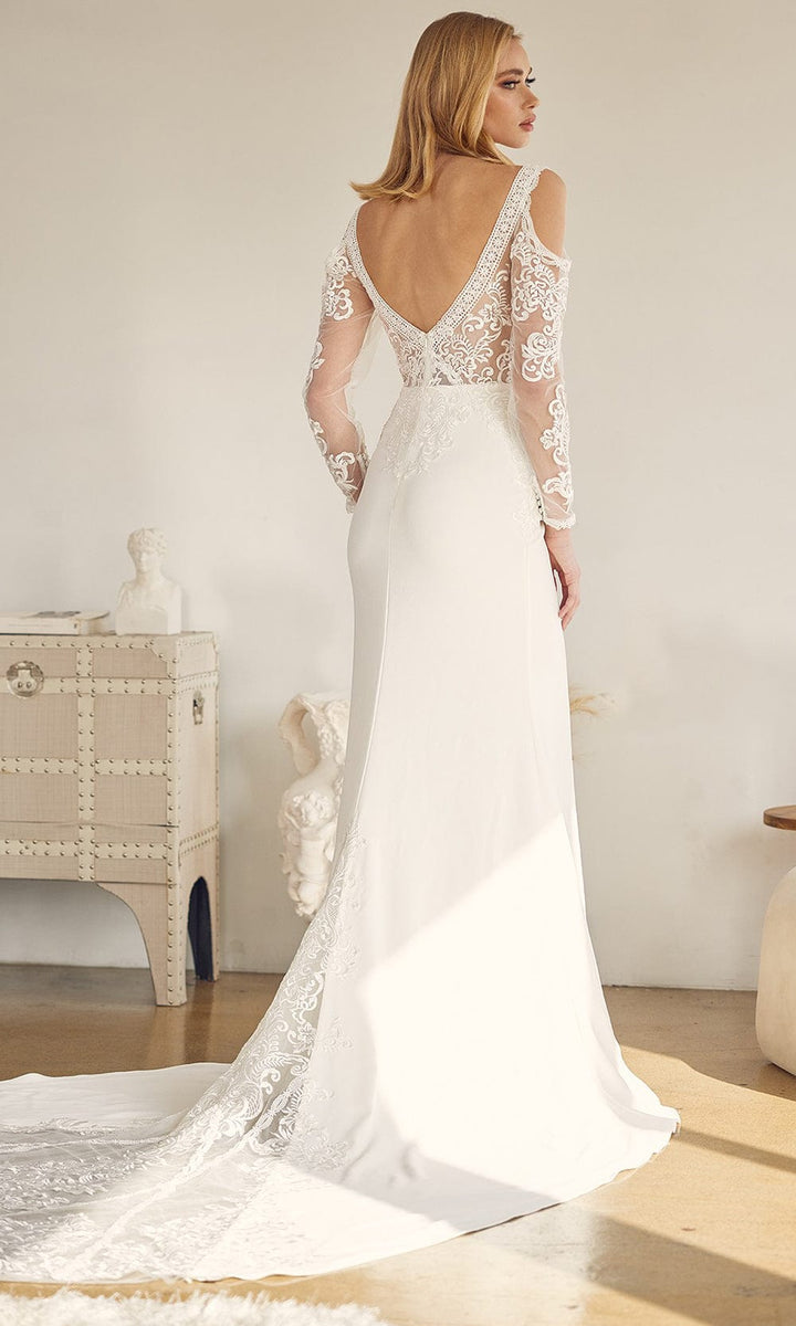 Captivating Elegance: Nox Anabel Bridal JE916 Embroidered Lace Gown