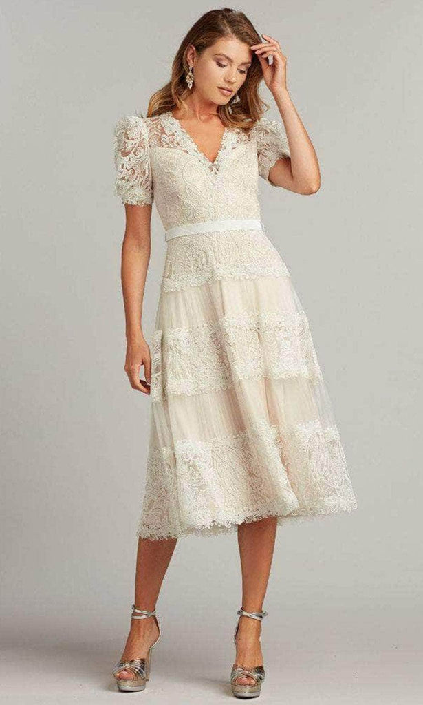 Tadashi Shoji BSU21108MD - Fatiha Floral Lace & Chiffon Dress Tadashi Shoji BSU21108MD - Fatiha Floral Lace & Chiffon Dress